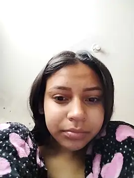 emma ambar online show from October 2025 04:39:02 PM