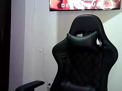 tupapito00 online show from May 2026 01:58:01 AM