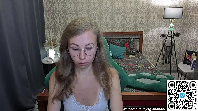 Snapshot of Lill_Mary chatting on July 2026 02:29:02 AM Lill Mary online show from July 2026 02:29:02 AM