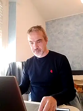 Snapshot of Marcolino183 chatting on December 2024 09:28:02 AM Marcolino183 online show from December 2024 09:28:02 AM