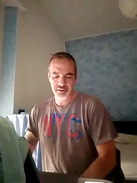 Snapshot of Marcolino183 chatting on January 2025 02:41:01 PM Marcolino183 online show from January 2025 02:41:01 PM