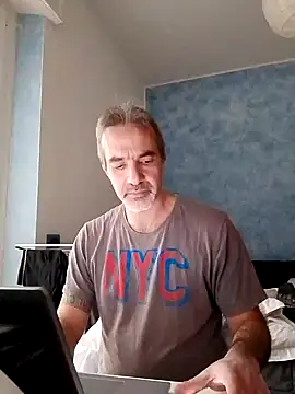 Snapshot of Marcolino183 chatting on January 2025 02:25:01 PM Marcolino183 online show from January 2025 02:25:01 PM