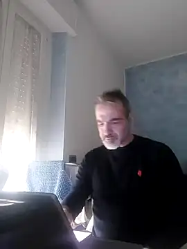 Snapshot of Marcolino183 chatting on February 2025 03:49:01 PM Marcolino183 online show from February 2025 03:49:01 PM