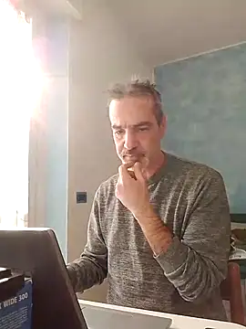 Snapshot of Marcolino183 chatting on February 2025 02:02:01 PM Marcolino183 online show from February 2025 02:02:01 PM