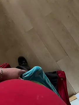 lescoquin2215 online show from November 2025 10:39:02 AM