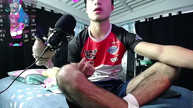 dylan fun18 online show from December 2025 10:38:01 PM