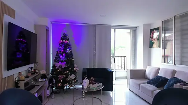 Antotss online show from December 2025 09:30:01 PM