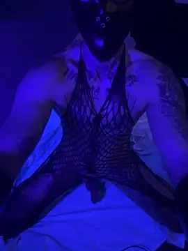 LuggiJack online show from November 2025 04:43:02 AM