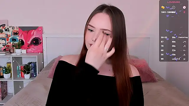 LittleKiitten online show from April 2026 01:41:02 PM