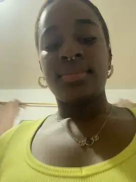 Snapshot of AkiraHomers chatting on December 2024 05:09:01 PM AkiraHomers online show from December 2024 05:09:01 PM