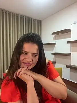 Alice Biel online show from February 2025 02:03:01 AM