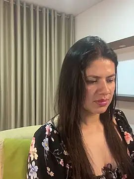 Alice Biel online show from March 2025 03:46:02 AM