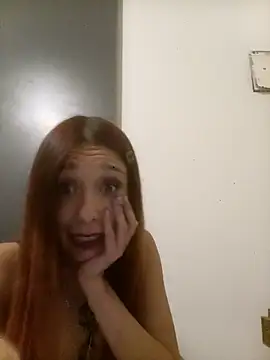Snapshot of bbferlinaa chatting on May 2026 03:00:01 AM bbferlinaa online show from May 2026 03:00:01 AM