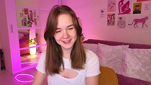 LindaRobertz online show from February 2025 07:16:01 PM