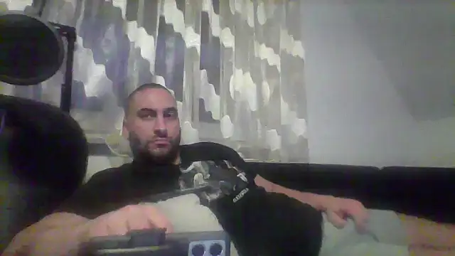 Snapshot of NewyorkDimi chatting on December 2024 06:44:01 AM NewyorkDimi online show from December 2024 06:44:01 AM