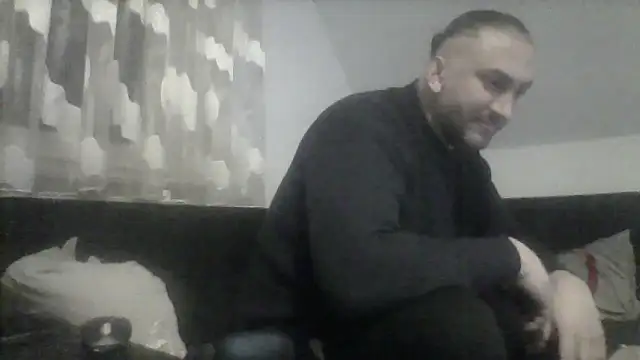 Snapshot of NewyorkDimi chatting on January 2025 11:35:02 PM NewyorkDimi online show from January 2025 11:35:02 PM