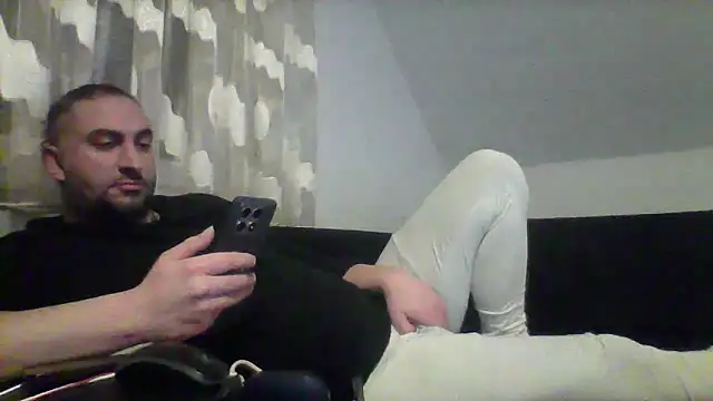 Snapshot of NewyorkDimi chatting on March 2025 02:38:02 AM NewyorkDimi online show from March 2025 02:38:02 AM