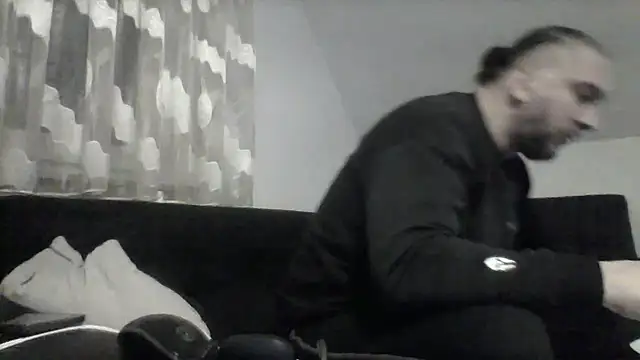 Snapshot of NewyorkDimi chatting on March 2025 11:43:02 PM NewyorkDimi online show from March 2025 11:43:02 PM