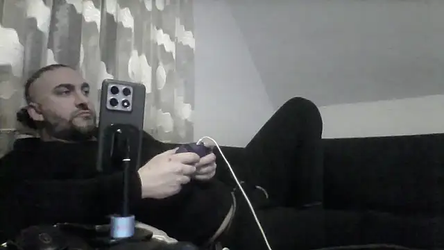 Snapshot of NewyorkDimi chatting on March 2025 05:00:02 AM NewyorkDimi online show from March 2025 05:00:02 AM