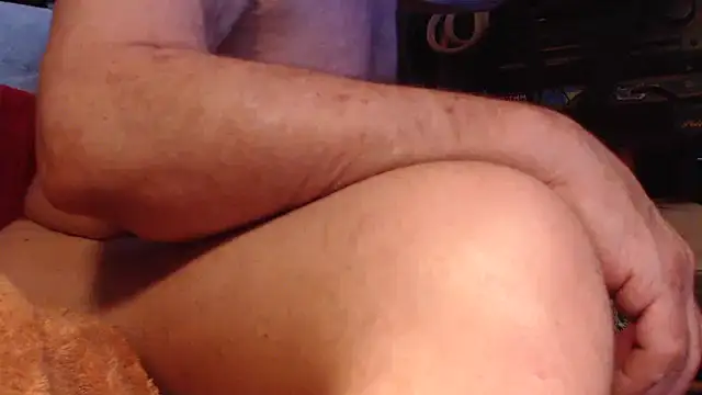 DREAMZ420 online show from November 2025 09:14:02 PM