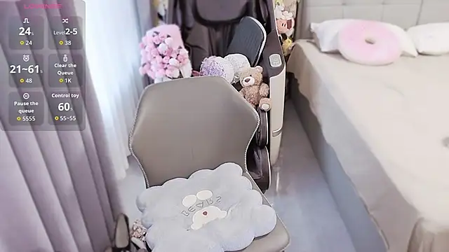 Snapshot of Xiaoyu-G chatting on April 2026 01:00:02 AM Xiaoyu-G online show from April 2026 01:00:02 AM