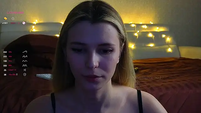 Snapshot of elsa_limerence chatting on December 2024 01:03:02 PM elsa limerence online show from December 2024 01:03:02 PM