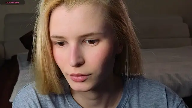 Snapshot of elsa_limerence chatting on February 2025 08:27:02 AM elsa limerence online show from February 2025 08:27:02 AM