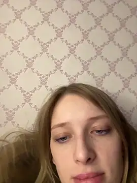 Evvie Summn1 online show from February 2026 05:14:01 PM