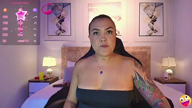 lyn adamns online show from December 2024 09:09:02 PM