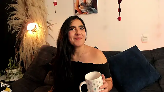 Snapshot of Serenity_Day chatting on June 2026 02:47:02 AM Serenity Day online show from June 2026 02:47:02 AM