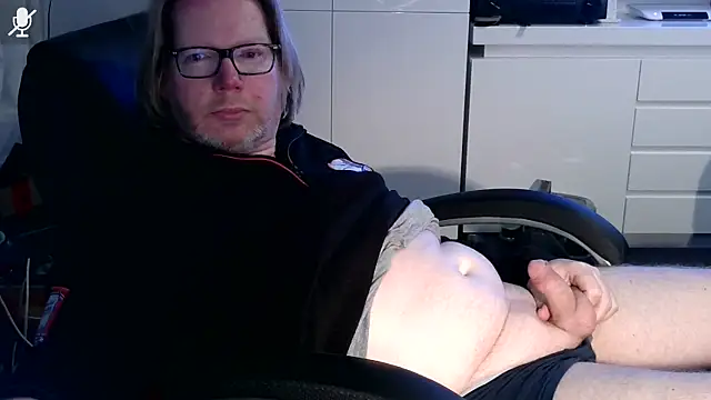 VSteph online show from November 2025 10:54:01 PM