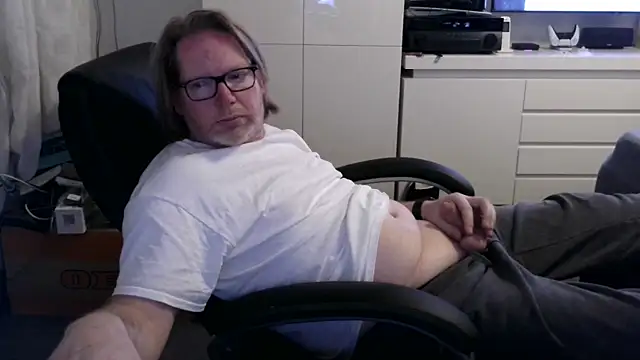 VSteph online show from April 2026 10:01:02 PM