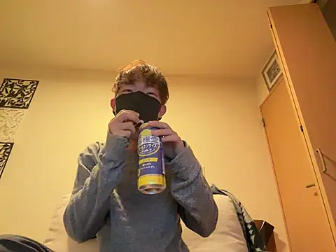 UKI06 online show from February 2025 05:37:01 PM