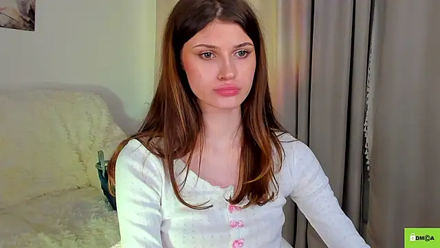 Snapshot of Hello_Vivienne chatting on December 2024 08:12:02 PM Hello Vivienne online show from December 2024 08:12:02 PM