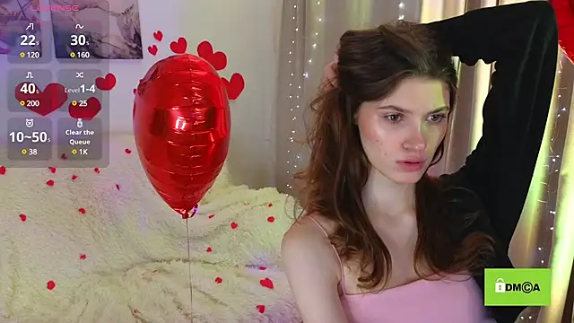 Snapshot of Hello_Vivienne chatting on February 2025 05:57:01 PM Hello Vivienne online show from February 2025 05:57:01 PM