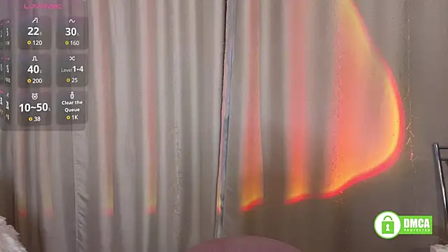 Snapshot of Hello_Vivienne chatting on March 2025 03:35:01 PM Hello Vivienne online show from March 2025 03:35:01 PM