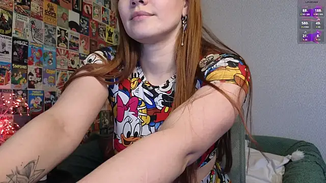 LittleLeen online show from December 2025 04:23:02 PM