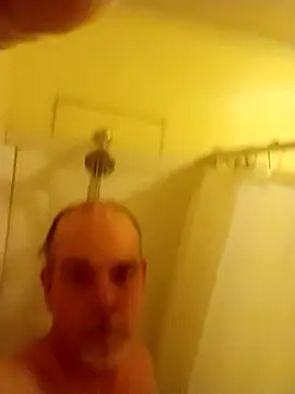 Snapshot of marc1812 chatting on January 2025 02:33:01 AM marc1812 online show from January 2025 02:33:01 AM