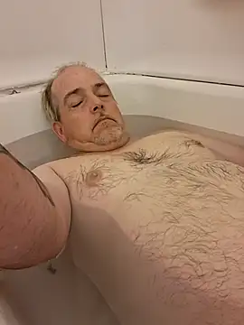 Snapshot of marc1812 chatting on October 2025 02:20:01 AM marc1812 online show from October 2025 02:20:01 AM