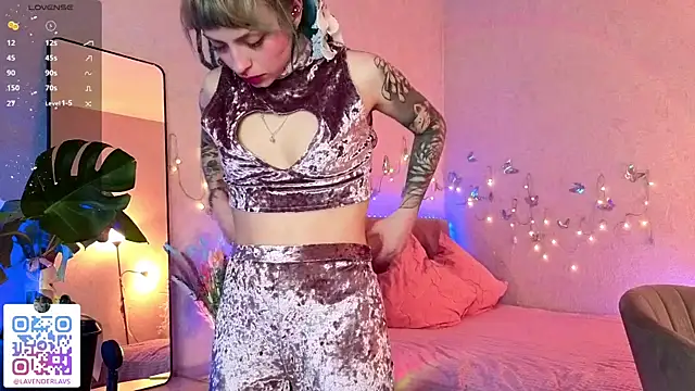 lavenderluxe online show from April 2026 07:04:02 PM