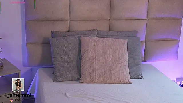 emma brooks1 online show from October 2025 07:57:02 PM