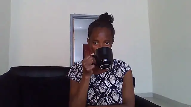 Snapshot of sweets_80 chatting on July 2026 10:43:01 AM sweets 80 online show from July 2026 10:43:01 AM