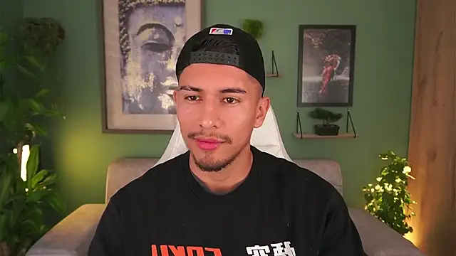 Aaronfox x online show from February 2025 12:44:01 PM