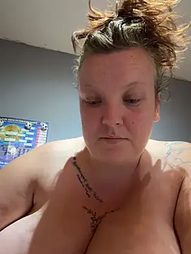 Snapshot of busty-bella1 chatting on July 2026 09:50:02 PM busty-bella1 online show from July 2026 09:50:02 PM