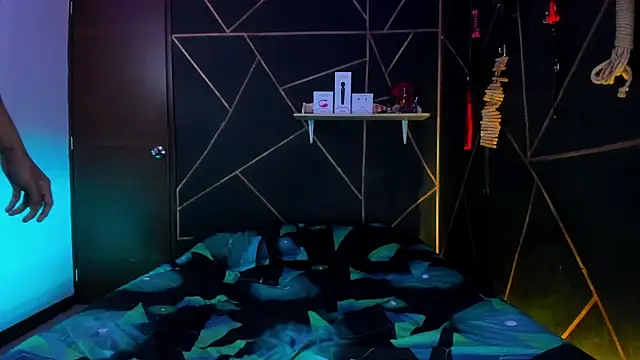 Snapshot of MillersKink chatting on March 2025 08:46:02 PM MillersKink online show from March 2025 08:46:02 PM