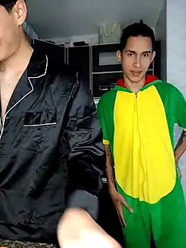 Snapshot of MillersKink chatting on March 2025 04:44:02 PM MillersKink online show from March 2025 04:44:02 PM