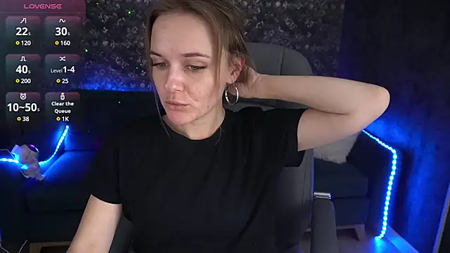 Snapshot of MaribelRiverr_ chatting on December 2024 10:07:01 AM MaribelRiverr  online show from December 2024 10:07:01 AM
