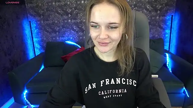 Snapshot of MaribelRiverr_ chatting on December 2024 06:39:01 AM MaribelRiverr  online show from December 2024 06:39:01 AM