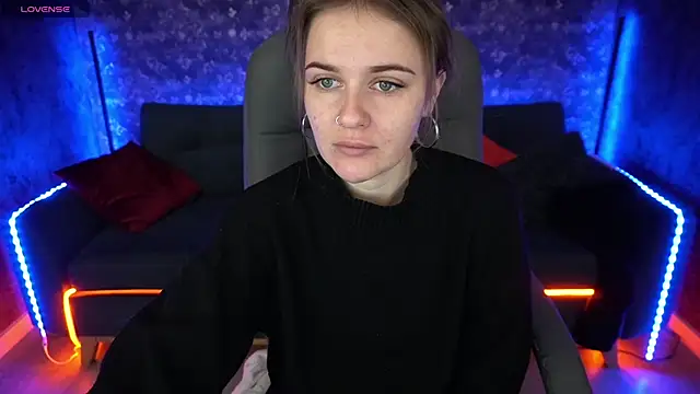 Snapshot of MaribelRiverr_ chatting on February 2025 06:33:01 AM MaribelRiverr  online show from February 2025 06:33:01 AM