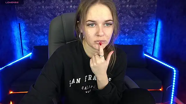 Snapshot of MaribelRiverr_ chatting on February 2025 06:31:01 AM MaribelRiverr  online show from February 2025 06:31:01 AM